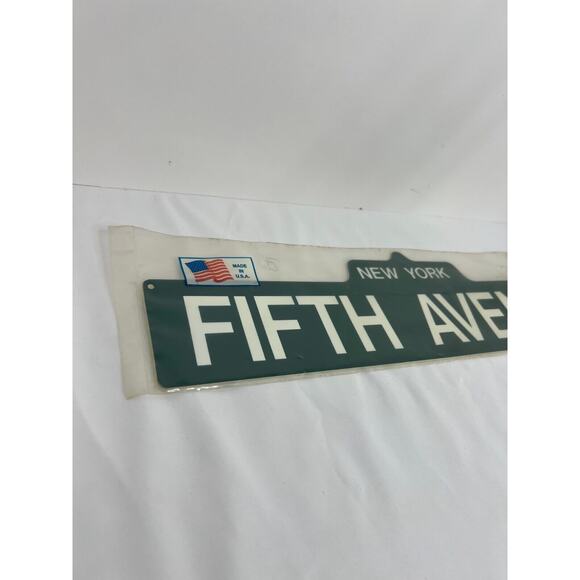 Vintage American Street Sign New York Fifth Avenue NIP! - Picture 2 of 4